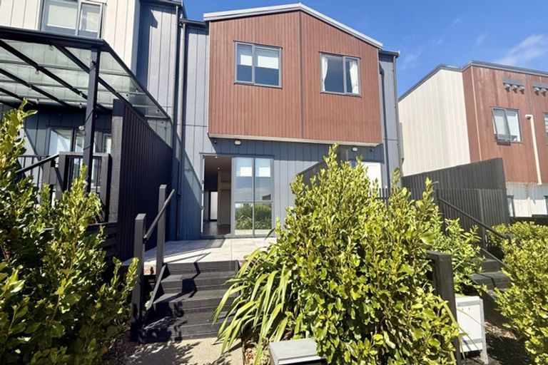 Photo of property in 33 Canna Street, Totara Park, Auckland, 2019