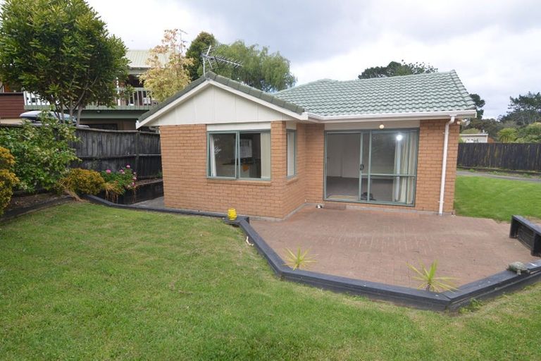 Photo of property in 20a Armagh Road, Blockhouse Bay, Auckland, 0600