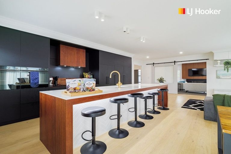 Photo of property in 34 Sunninghurst Drive, Fairfield, Dunedin, 9018