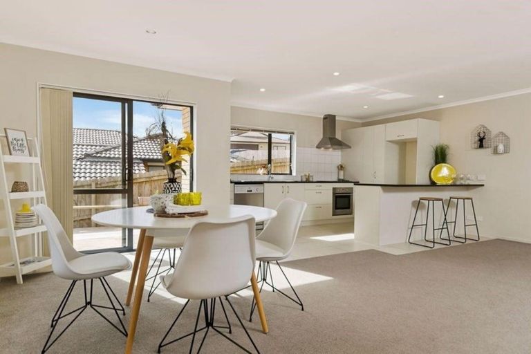 Photo of property in 65 Tiriwa Drive, Massey, Auckland, 0614