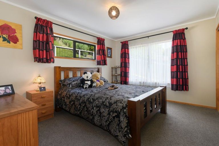 Photo of property in 48 Estuary View Road, Welcome Bay, Tauranga, 3112