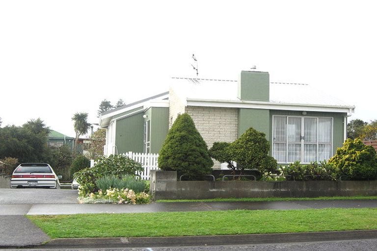 Photo of property in 31 Clifton Drive, Waitara, 4320