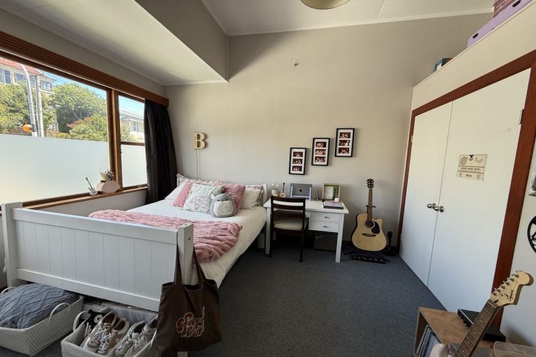 Photo of property in 59 Pirie Street, Mount Victoria, Wellington, 6011