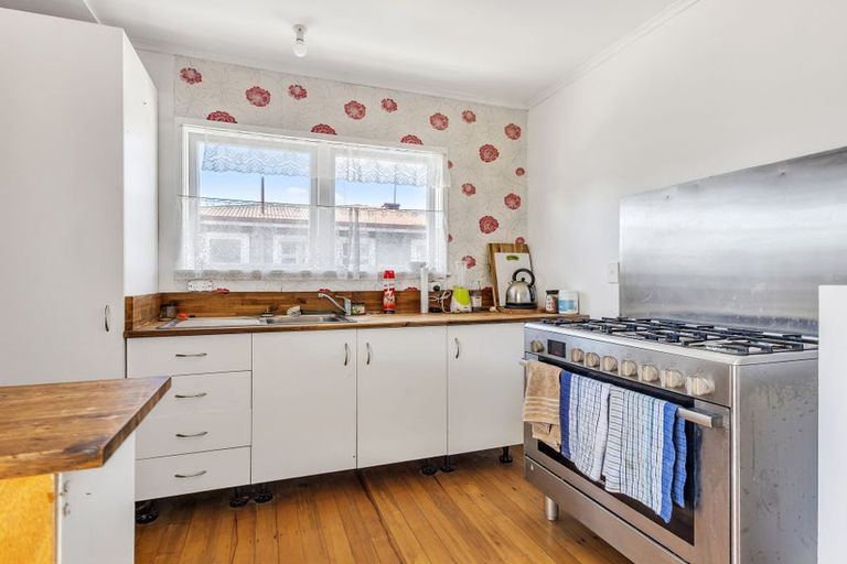 Photo of property in 36 Geddis Avenue, Maraenui, Napier, 4110