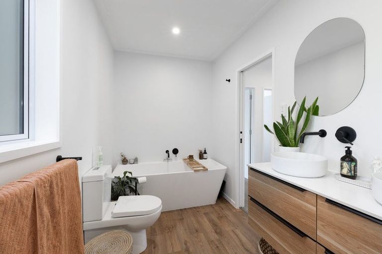 Photo of property in 130 Riverview Road, Huntly, 3700