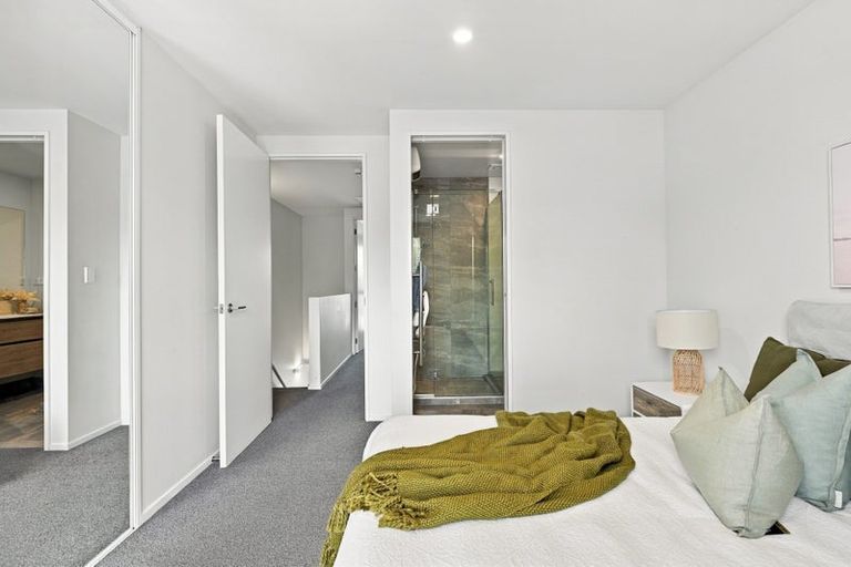 Photo of property in 33a Oxley Avenue, St Albans, Christchurch, 8014
