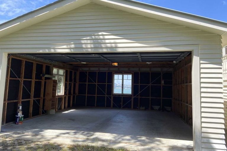 Photo of property in 15-17 Awanui Street, Birkenhead, Auckland, 0626