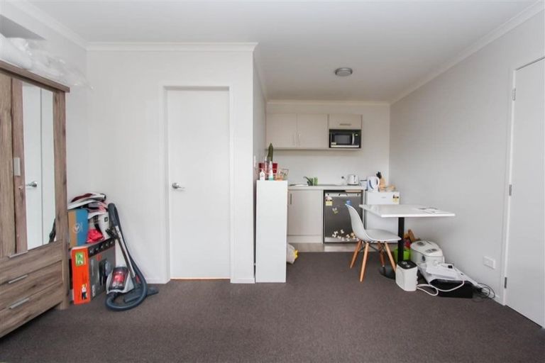 Photo of property in 4/28 Hunter Street, Hamilton Lake, Hamilton, 3204