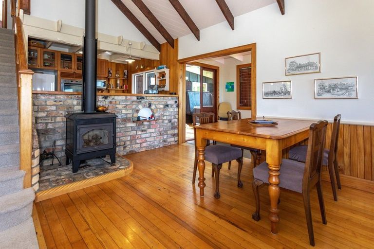 Photo of property in 2 Hinemoa Terrace, Tairua, 3508