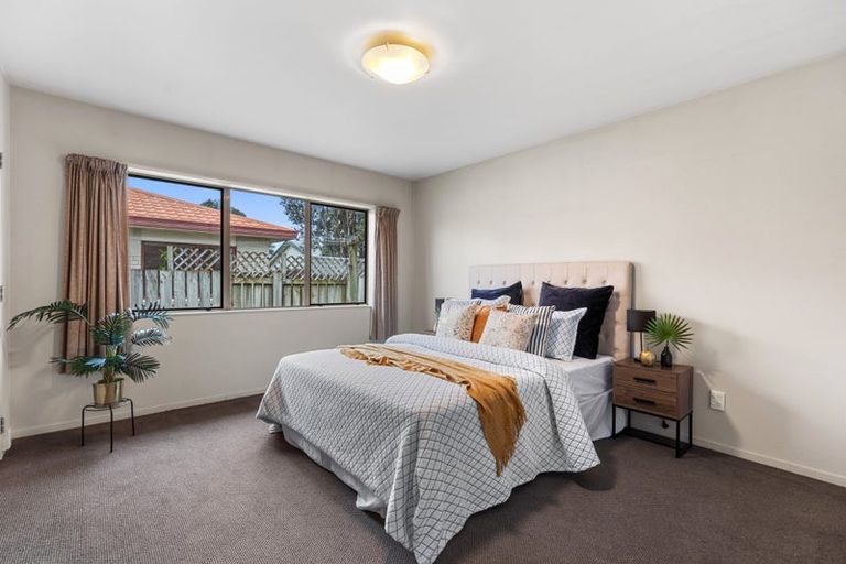 Photo of property in 72 Evans Road, Papamoa Beach, Papamoa, 3118