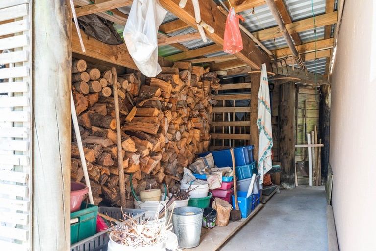 Photo of property in 2379 Whangarei Heads Road, Whangarei Heads, Whangarei, 0174