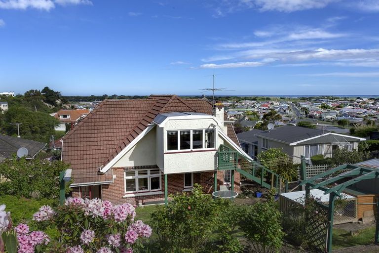 Photo of property in 21 Musselburgh Rise, Musselburgh, Dunedin, 9013