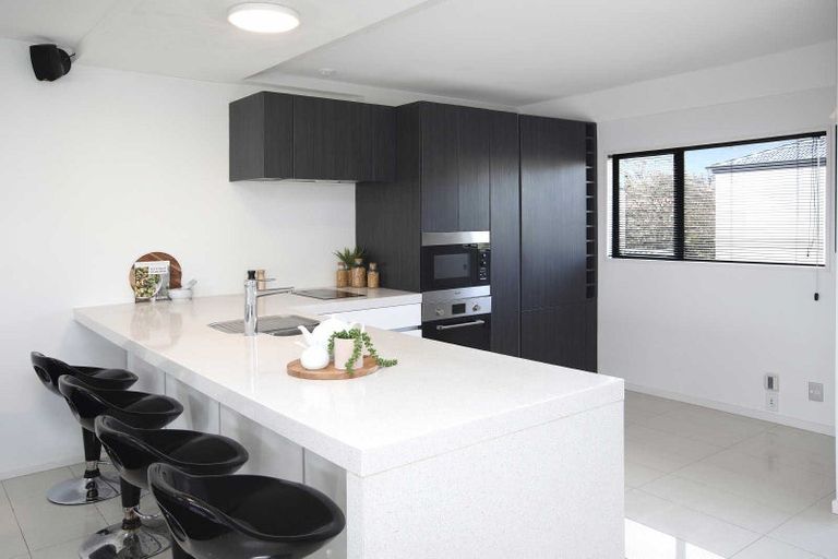 Photo of property in 1/89 Brockworth Place, Riccarton, Christchurch, 8011