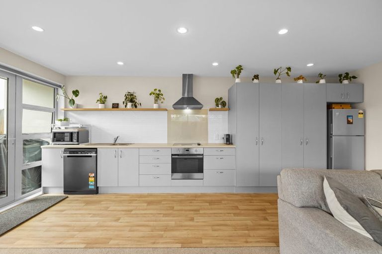 Photo of property in 5 Eric Adam Way, Linwood, Christchurch, 8062