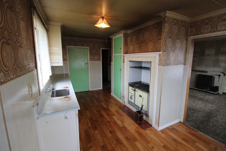 Photo of property in 17 Waverley Street, East Gore, Gore, 9710