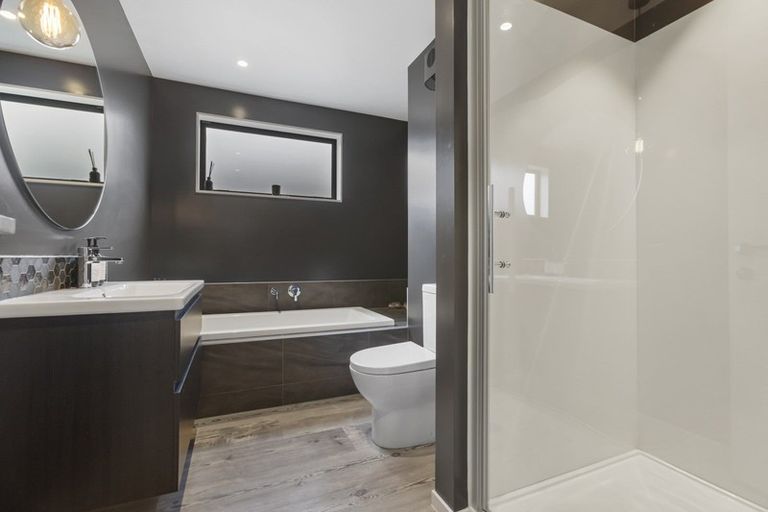 Photo of property in 20 Obelisk Street, Wanaka, 9305