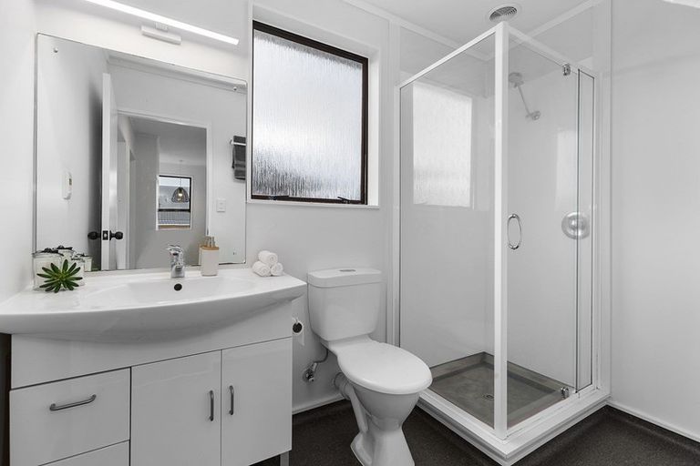 Photo of property in 12a Shastri Terrace, Khandallah, Wellington, 6035