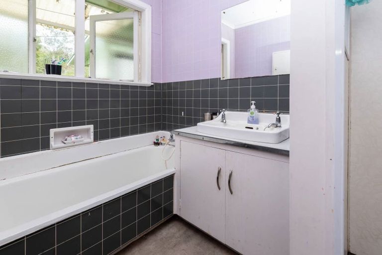 Photo of property in 56 Gibraltar Street, Howick, Auckland, 2014