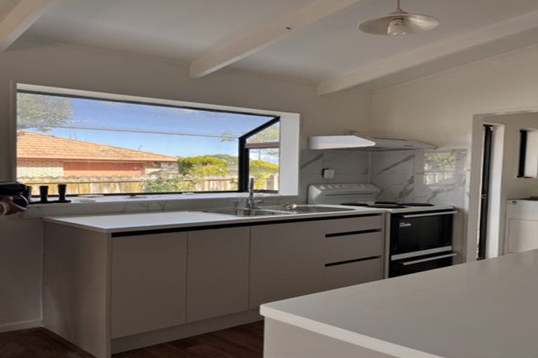 Photo of property in 24 Freda Place, Favona, Auckland, 2024