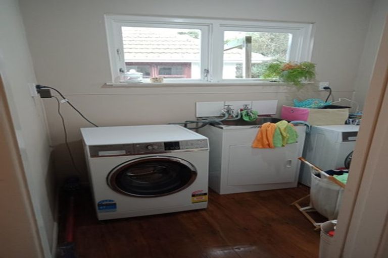 Photo of property in 8 Chester Road, Tawa, Wellington, 5028