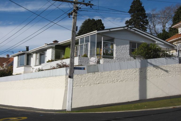 Photo of property in 1 Sargood Street, Maori Hill, Dunedin, 9010