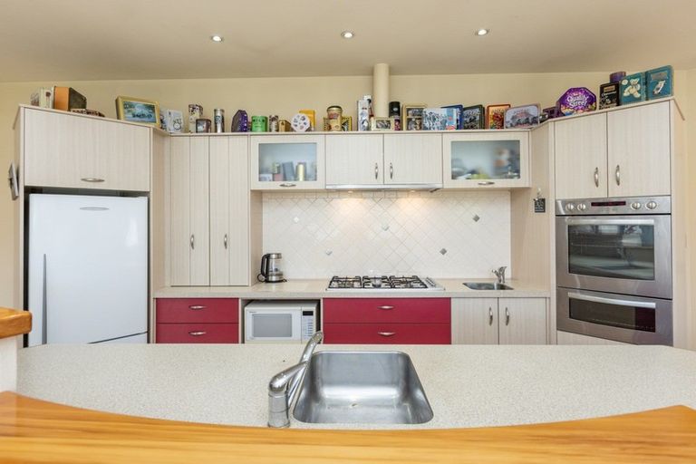 Photo of property in 17 Napier Street, Jervoistown, Napier, 4112