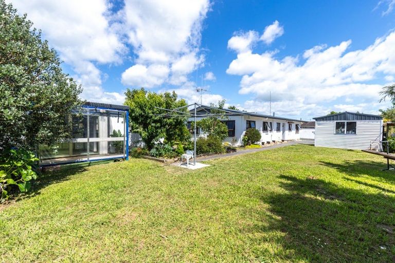 Photo of property in 50 Mahana Road, Ngatea, 3503