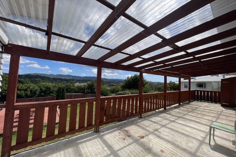 Photo of property in 11 Autumn Avenue, Glen Eden, Auckland, 0602