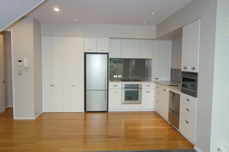 Photo of property in 9/77 Carlton Mill Road, Merivale, Christchurch, 8014