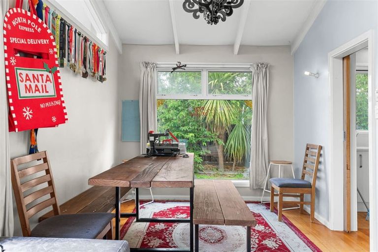 Photo of property in 37 Sparks Road, Hoon Hay, Christchurch, 8025