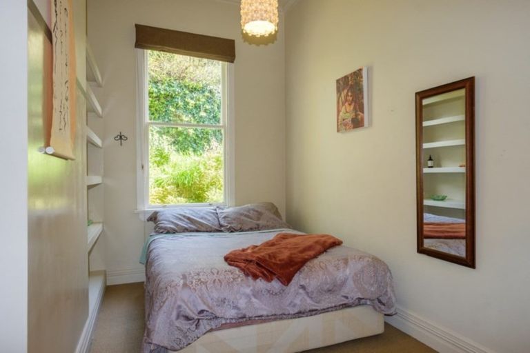 Photo of property in 53 Argyle Street, Mornington, Dunedin, 9011