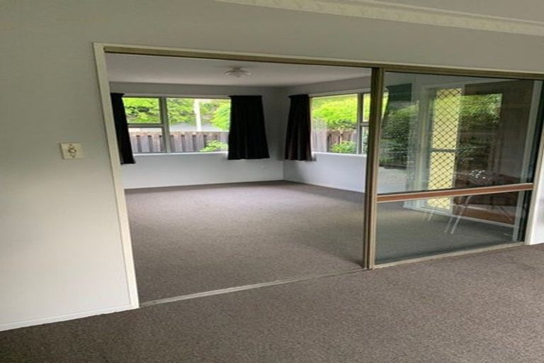 Photo of property in 2/27 Thorrington Road, Cashmere, Christchurch, 8022