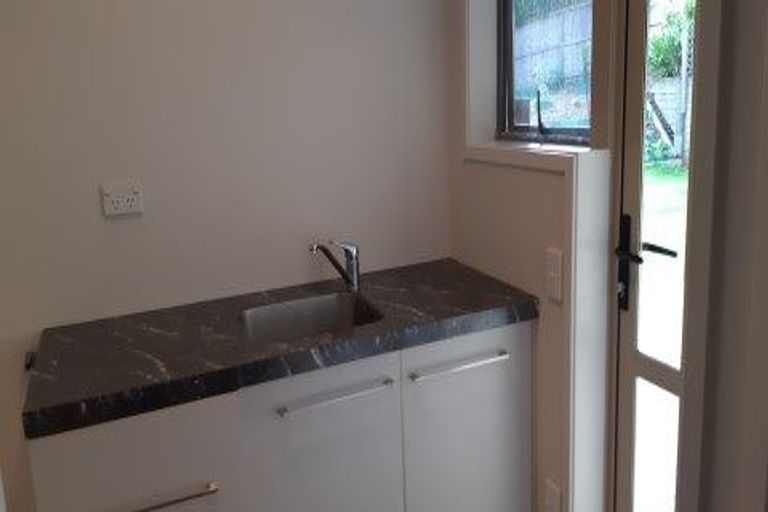 Photo of property in 14 Andre Rise, Stanmore Bay, Whangaparaoa, 0932