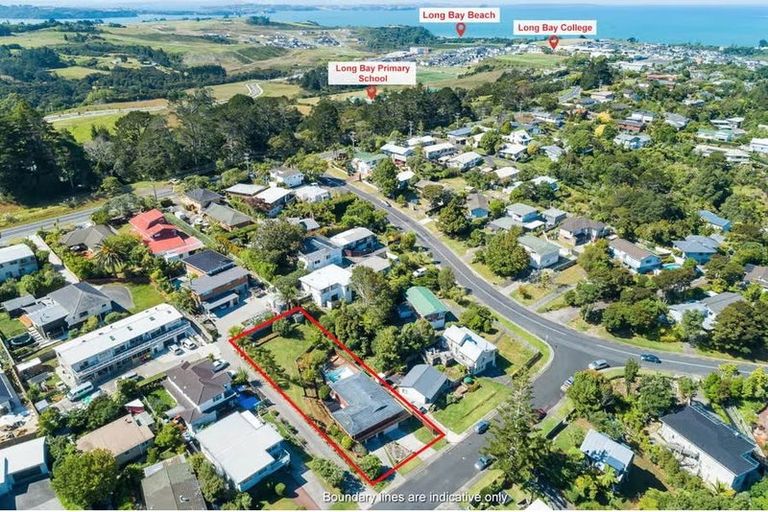 Photo of property in 2 Allender Drive, Torbay, Auckland, 0630