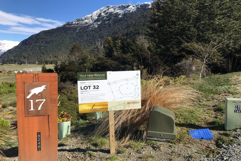 Photo of property in 17 Peregrine Falcon Road, Mount Creighton, Queenstown, 9371
