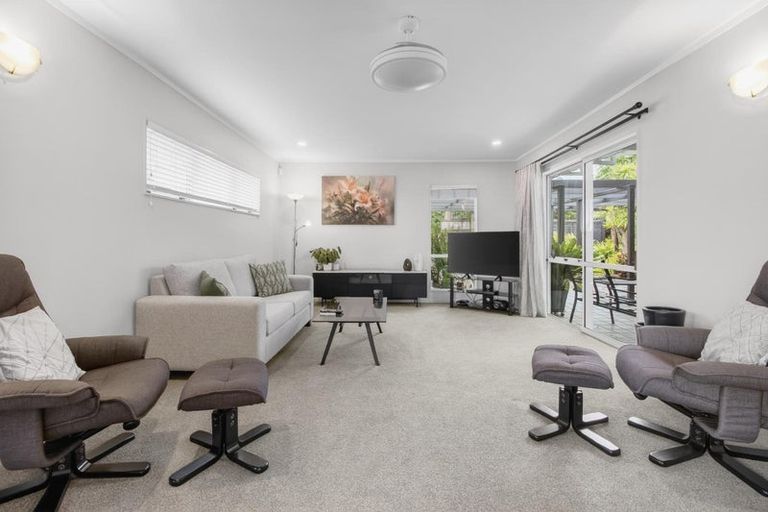Photo of property in 1/12 Bannings Way, Hobsonville, Auckland, 0618