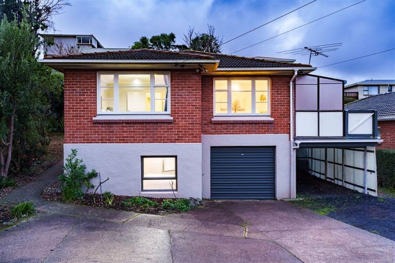 Photo of property in 6 Middleton Road, Kew, Dunedin, 9012