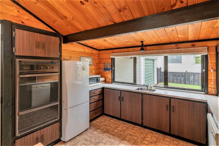 Photo of property in 37 Jubilee Drive, Pauanui, Hikuai, 3579