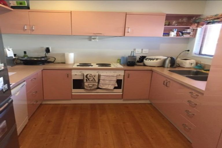 Photo of property in 1/455 Barbadoes Street, Edgeware, Christchurch, 8013