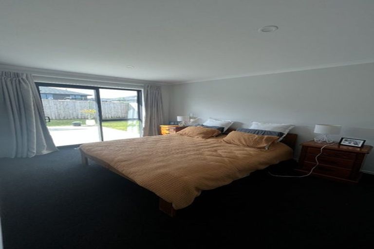 Photo of property in 22 Calder Crescent, Pokeno, 2402