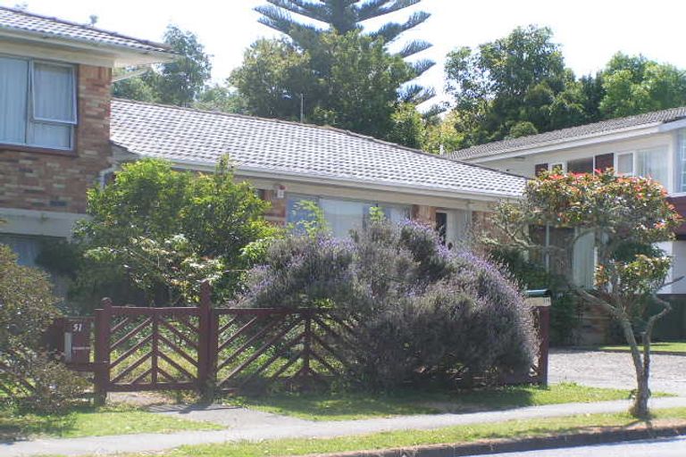 Photo of property in 2/51 Richards Avenue, Forrest Hill, Auckland, 0620
