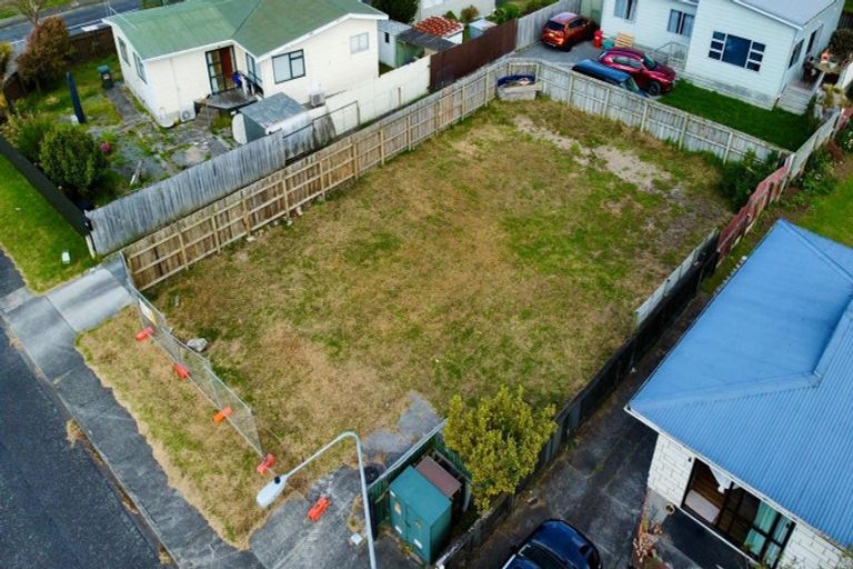 Photo of property in 36 Makarini Street, Paraparaumu, 5032