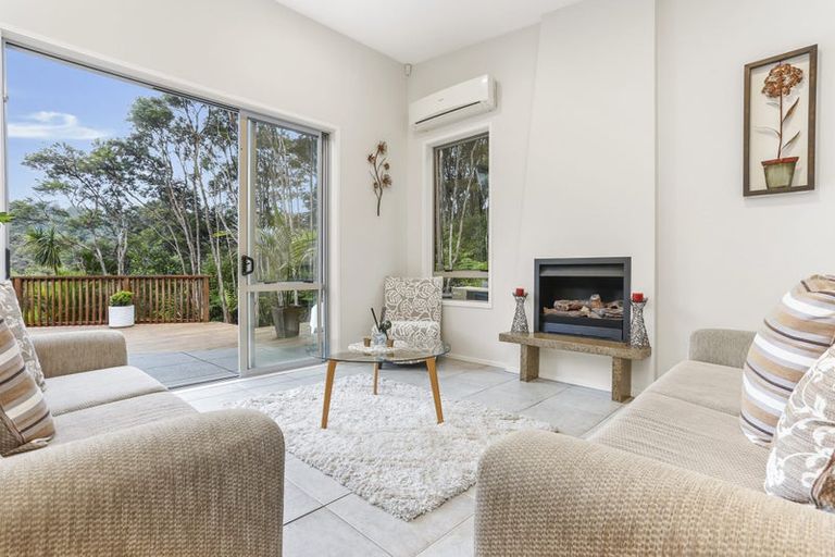 Photo of property in 20 Bendalls Lane, Oratia, Auckland, 0604