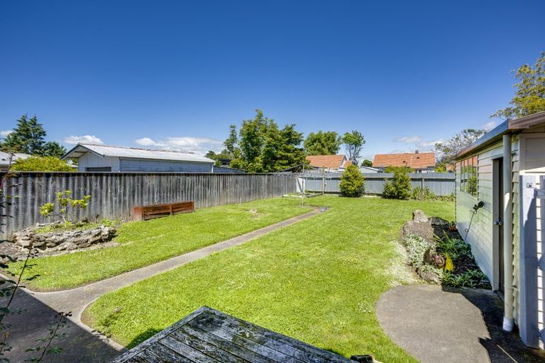 Photo of property in 2/33 Nuffield Avenue, Marewa, Napier, 4110