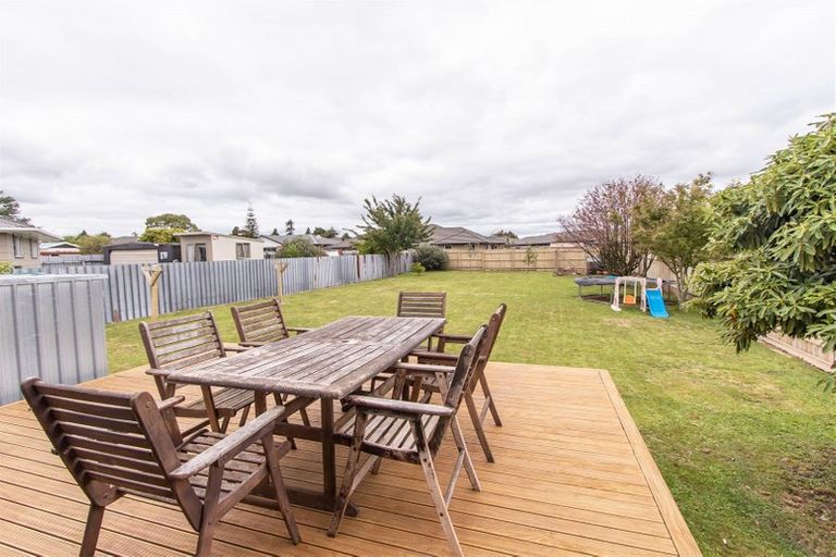 Photo of property in 5 Karaka Street, Inglewood, 4330