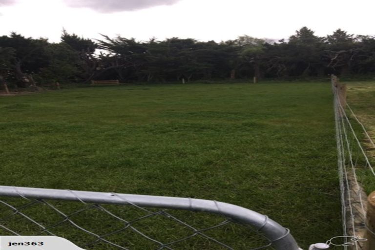 Photo of property in 675 Clintons Road, Charing Cross, Christchurch, 7671