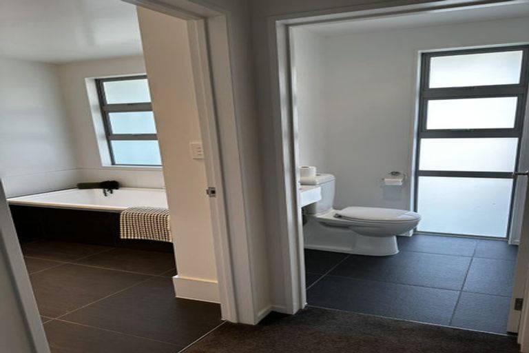 Photo of property in 15 Shalimar Place, Huntington, Hamilton, 3210