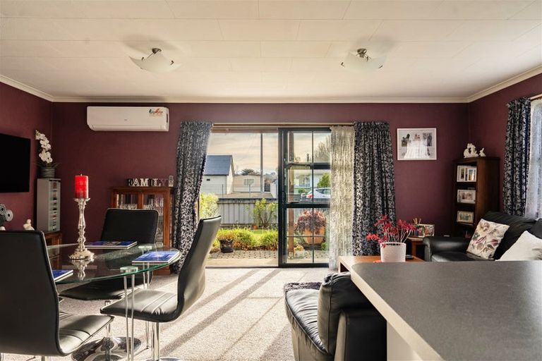 Photo of property in 49 Elderlee Street, Milton, 9220