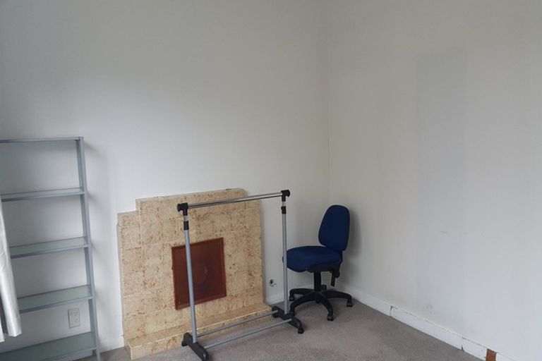 Photo of property in 16 Brussels Street, Miramar, Wellington, 6022