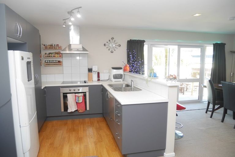 Photo of property in 12a Ryan Grove, Tawa, Wellington, 5028